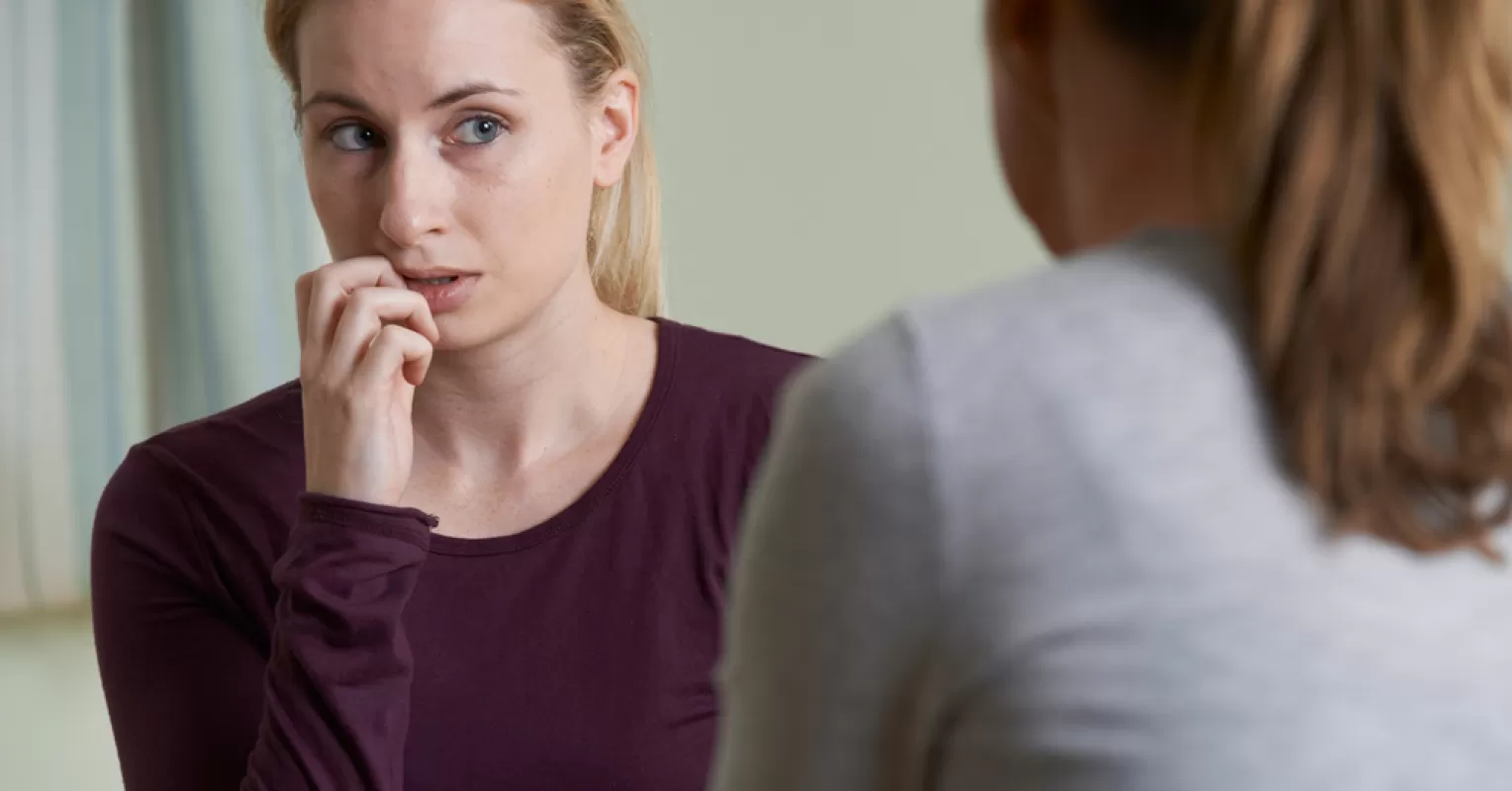 two-women-in-conflict